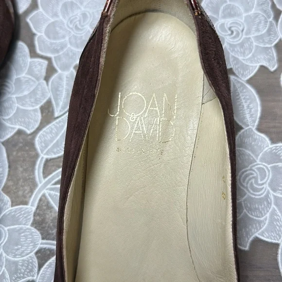 Joan & David Brown Loafer Heel Suede Embossed Buckle Fringe Vintage Italy 10 - Picture 14 of 16